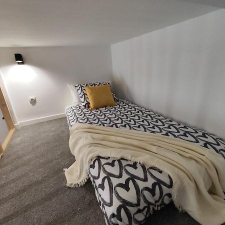 Precioso Apartamento En Puente Vallecas, Madrid. D Esterno foto